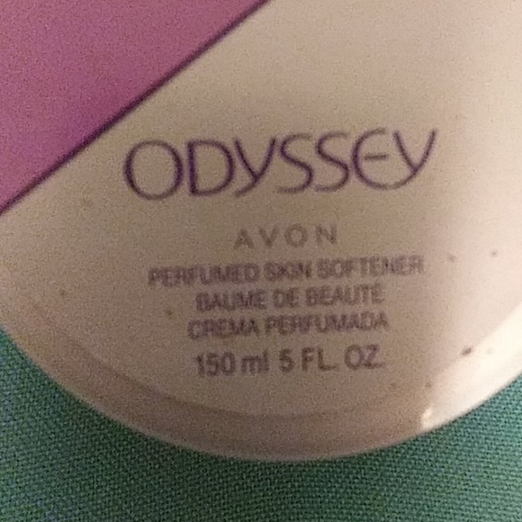 AVON Odyssey Cream - Picture 2 of 4